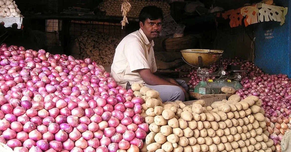 Wholesale Price Index: 15 महीने के हाई पर WPI, आलू, प्याज और दाल के बढ़े दाम, महंगाई के मोर्चे पर बड़ा झटका