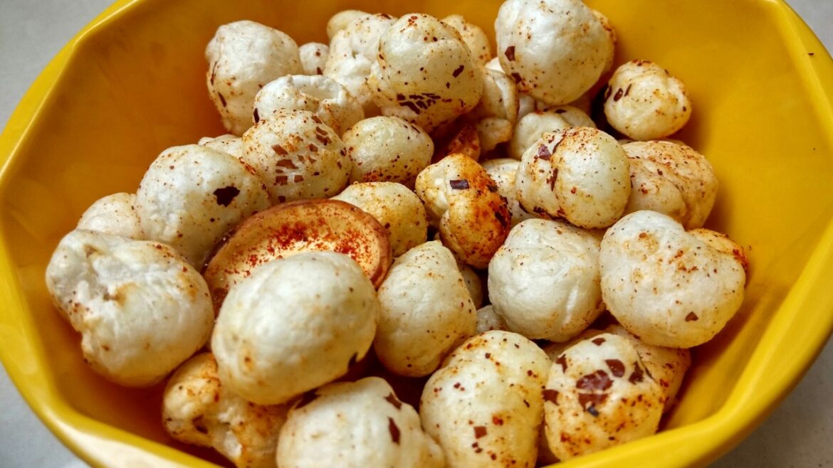 Kachcha Makhana या roasted makhana: जानें मखाना स्वास्थ्य के लिए बेहतर है?