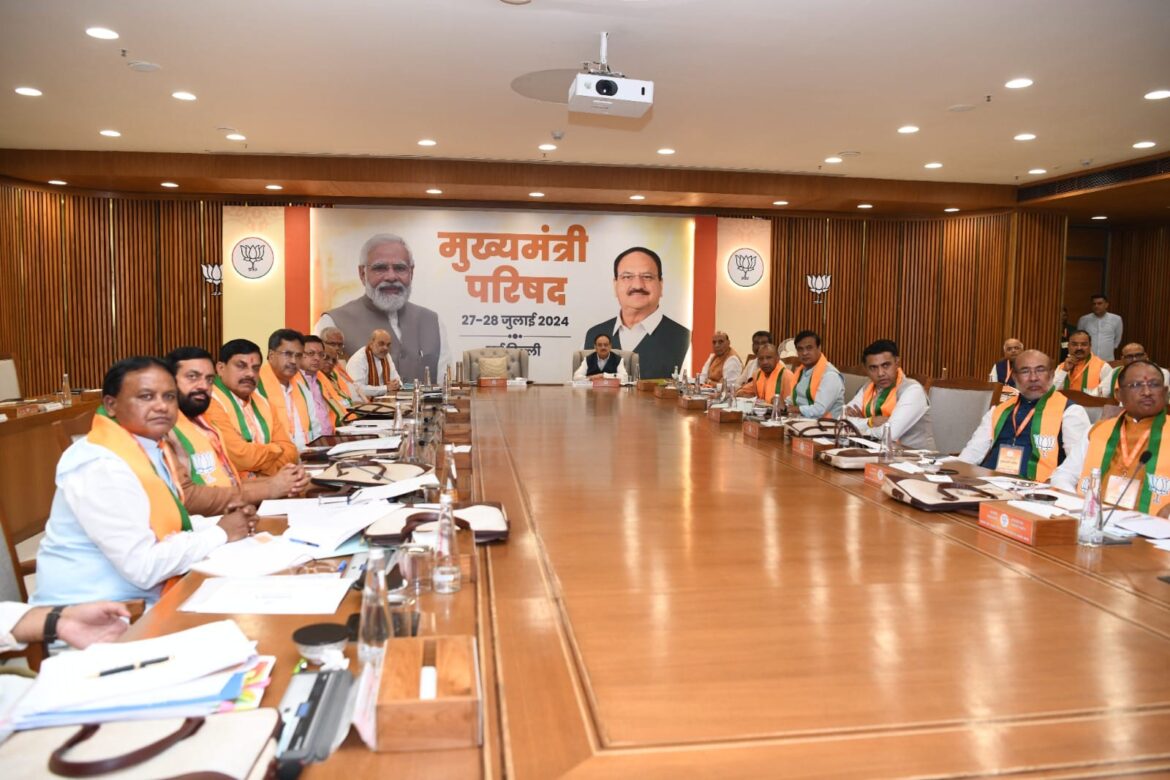 CM Nayab Saini: सेल्फ हेल्प ग्रुप्स के जरिए हरियाणा की महिलाओं का हो रहा आर्थिक उत्थान