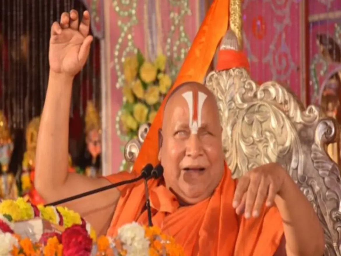 UP News: मुलायम-कांशीराम पर विवादित टिप्पणी मामले में HC ने जगद्गुरु रामभद्राचार्य को नोटिस भेजा