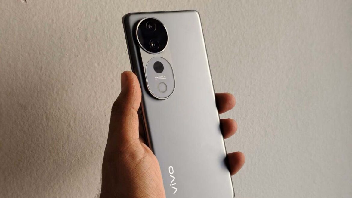 Vivo T3 Ultra launch, 50MP कैमरा, 12GB RAM के साथ, जानें कीमत और फीचर्स