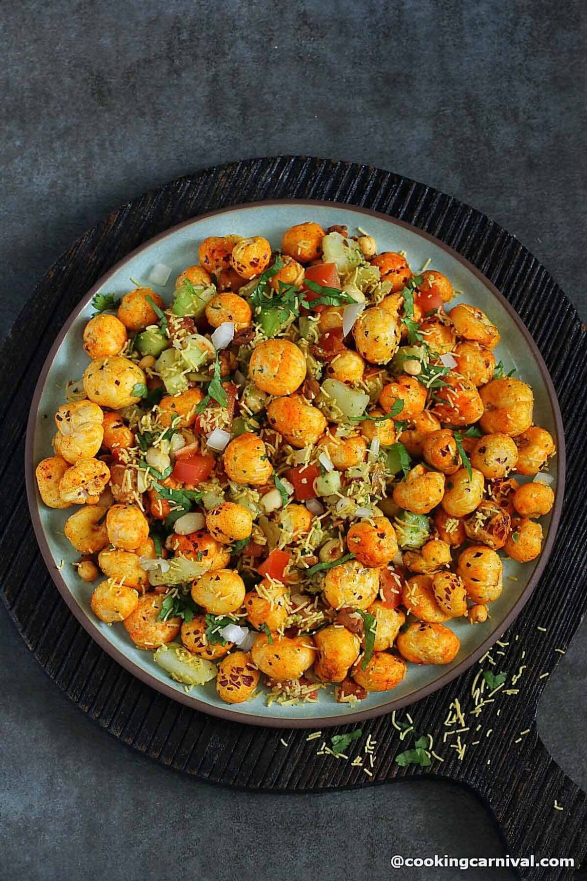 Makhana Peanuts Chaat: ये दो चीजें वजन कम करने के साथ ही शरीर को अंदर से मजबूत बनाएगीं, इसकी रेसिपी देखें