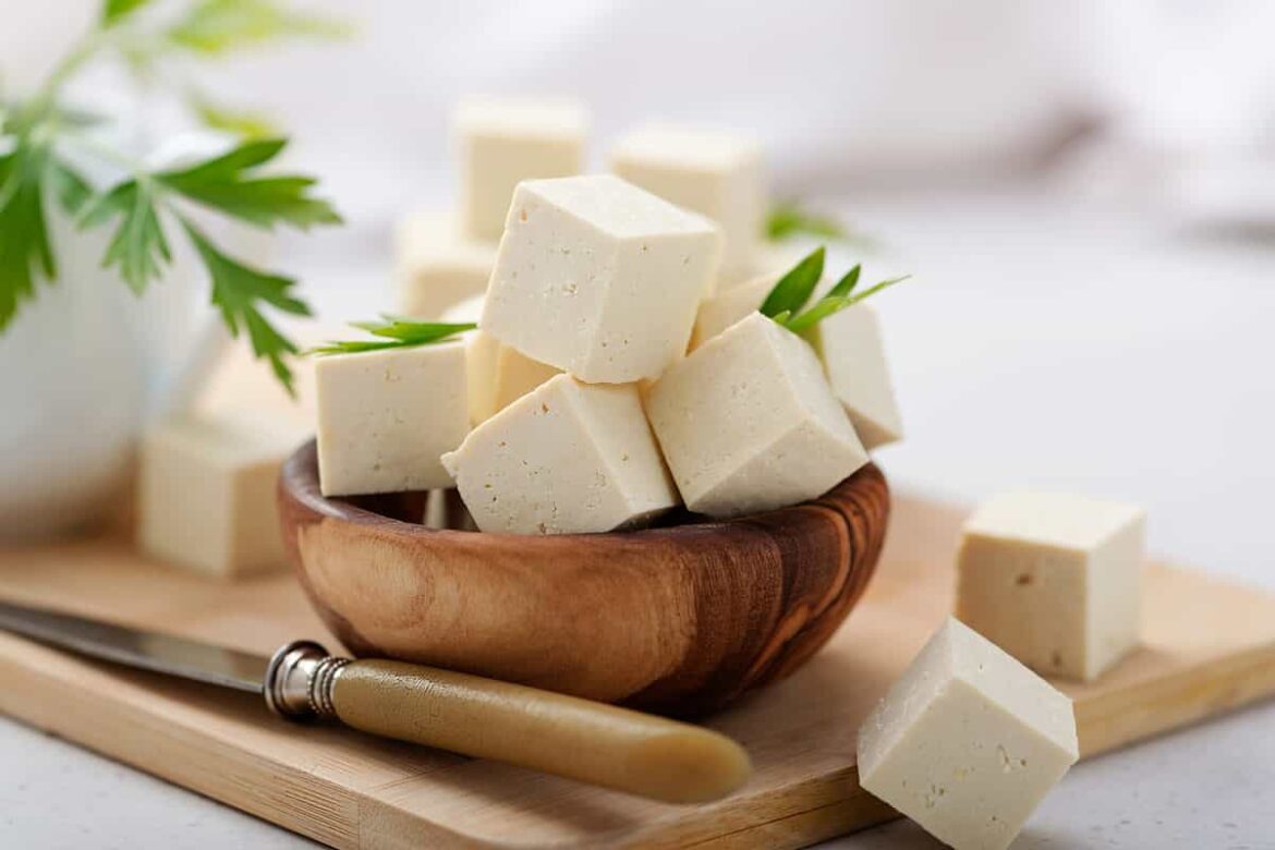 Tofu For Iron: हमेशा थकान और कमजोरी महसूस करते हैं, तो इसकी कमी हो सकती है, यहां जानें कैसे इसे दूर करें