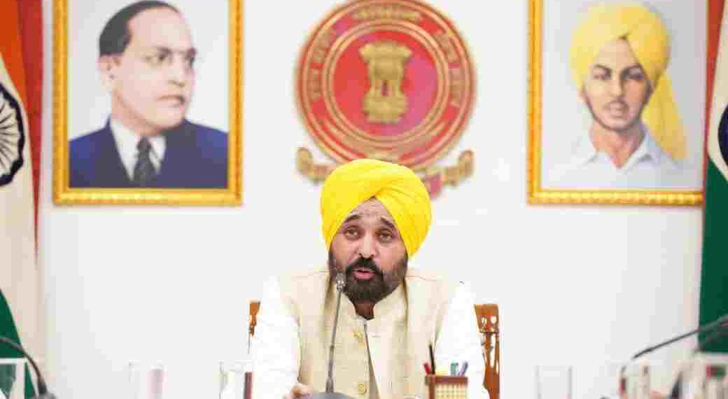 CM Bhagwant Mann द्वारा लोगों को दशहरे और दुर्गा पूजा की बधाई