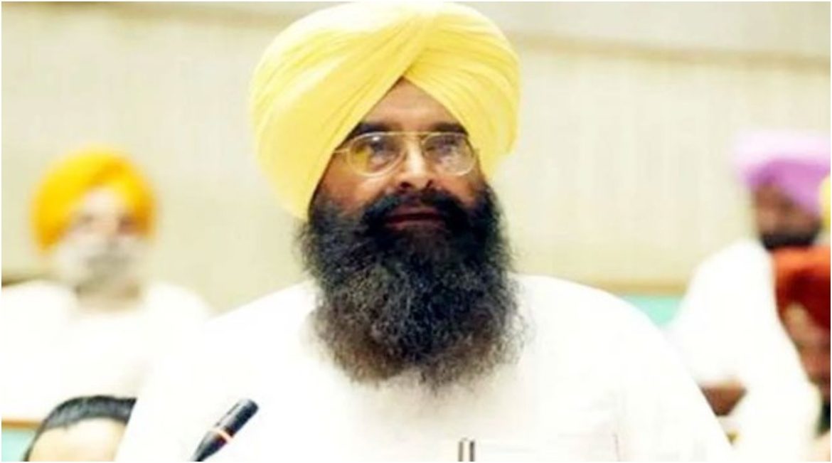 Punjab News: पंजाब कृषि विभाग ने कपास की फसल की नियमित निगरानी सुनिश्चित करने के लिए 128 टीमें गठित कीं