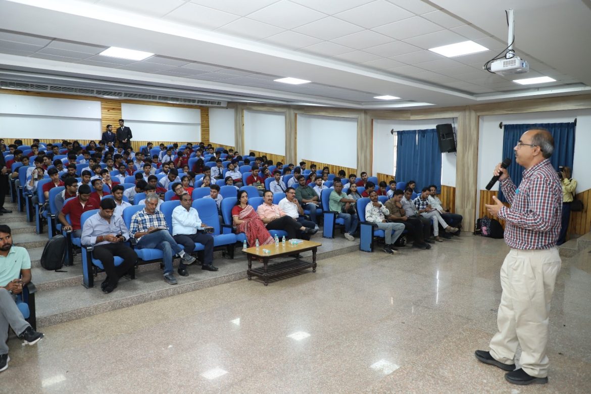 RAJASTHAN SSR : विशेष संक्षिप्त पुनरीक्षण कार्यक्रम-2025, मतदाता के रूप में पंजीकरण कर युवा अपना पहला फर्ज निभाएं