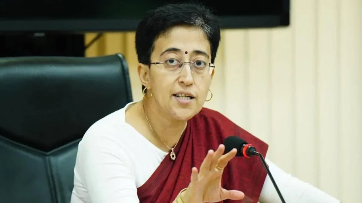 CM Atishi Marlena: आप सरकार ने सुनिश्चित किया कि पूर्वांचली छठ मनाने के लिए दिल्ली नहीं छोड़ें 