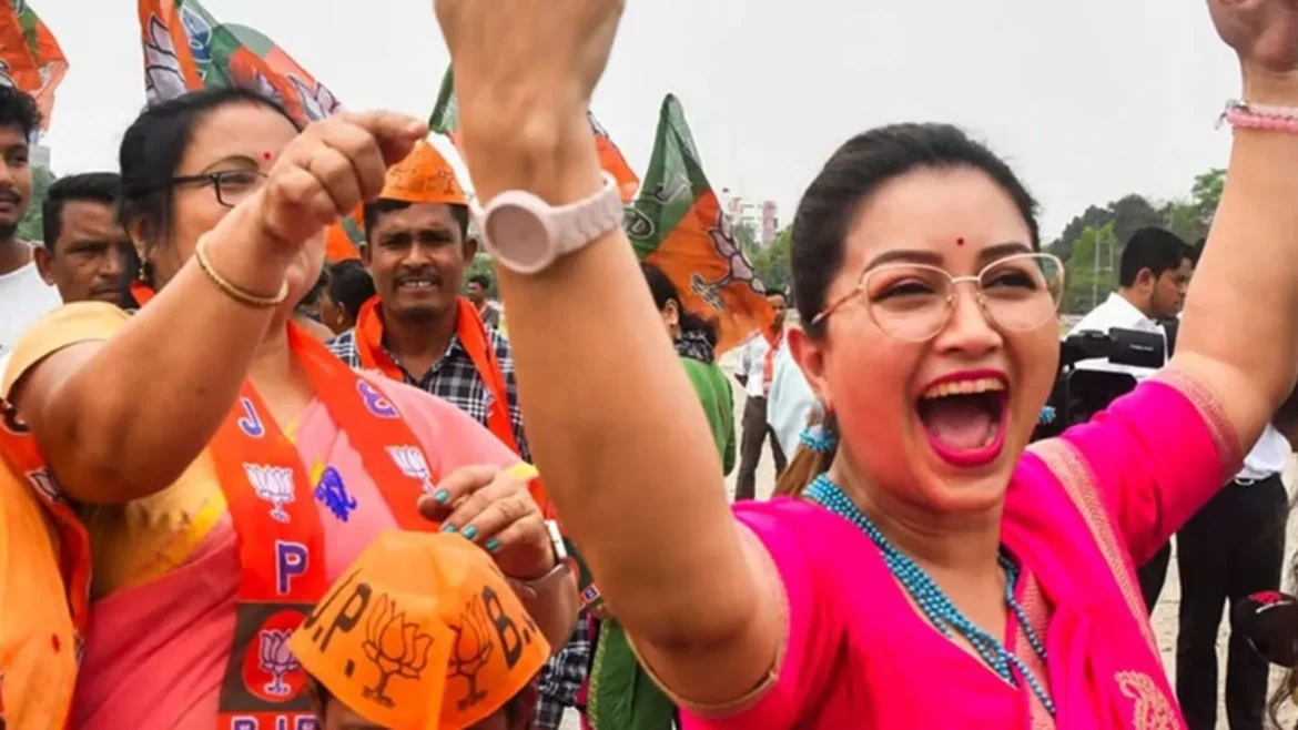 DELHI की महिलाओं को इस महीने से मिलेंगे 2500 रुपये, जानें कौन-कौन होगा लाभार्थी?