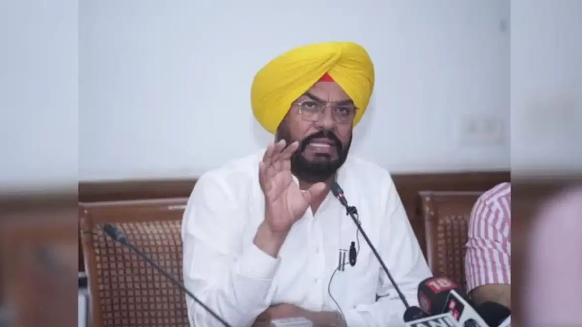 Minister Kuldeep Singh: एनआरआई पंजाबी अब ई-सनद पोर्टल के माध्यम से ऑनलाइन आवेदन करके घर बैठे अपने दस्तावेजों पर प्रतिहस्ताक्षर करवा सकते हैं