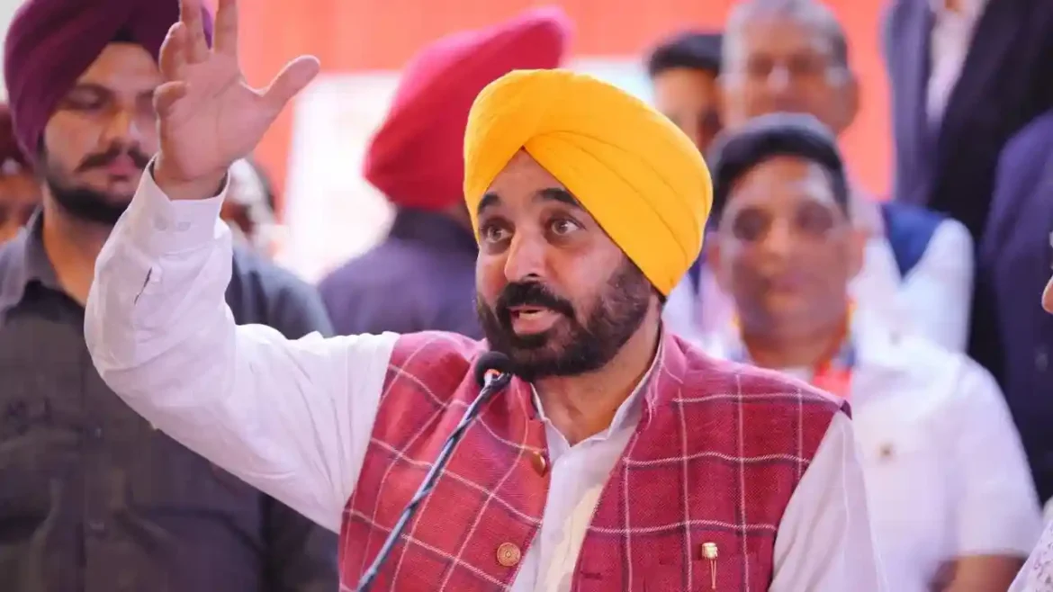 CM Bhagwant Singh ने भाजपा पर राजनीतिक प्रतिद्वंद्वियों को दबाने के लिए परिसीमन का इस्तेमाल करने का आरोप लगाया।