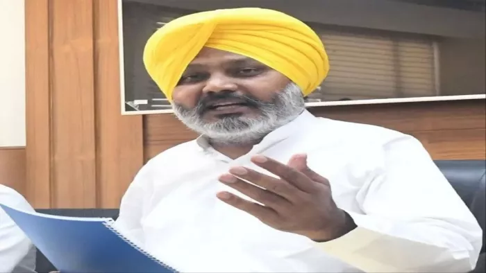 Minister Tarunpreet : पंजाब के वित्त मंत्री ने समग्र विकास पर केंद्रित बजट पेश किया: तरुणप्रीत