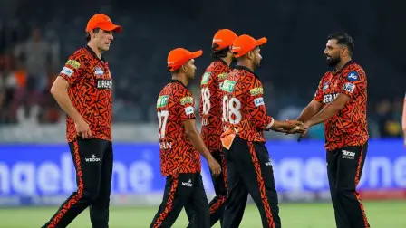 5 मुकाबले हारने के बावजूद Sunrisers Hyderabad प्लेऑफ में पहुंच सकती है, जानिए क्या है पूरा समीकरण।
