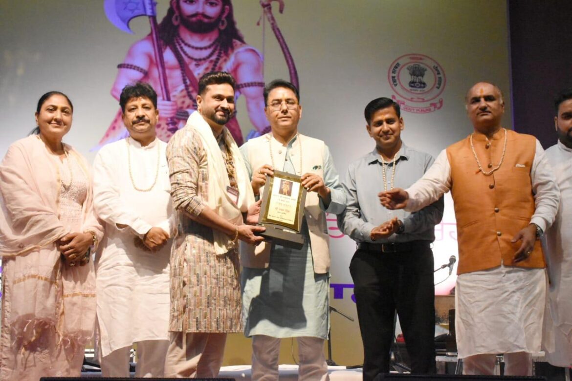 Aman Arora ने भगवान परशुराम को धर्म, न्याय और त्याग की प्रतिमूर्ति बताया