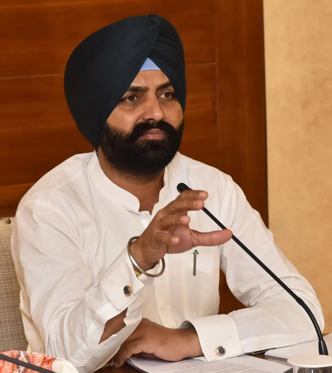 पंजाब के परिवहन Minister Laljit Singh ने विभाग के कर्मचारियों के लिए ऑनलाइन उपस्थिति प्रणाली लागू करने की घोषणा की।