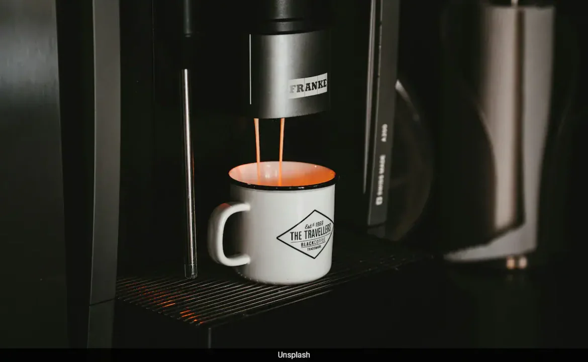 क्या आप भी ऑफिस की मशीन से बनी coffee पीते हैं? यह कुछ गंभीर बीमारियों का कारण बन सकती है