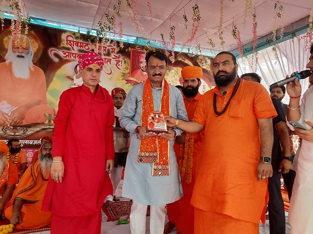 Deputy CM Prem Bairwa : गुलाब जाति महाराज के बरसोड़ी महोत्सव कार्यक्रम में की शिरकत