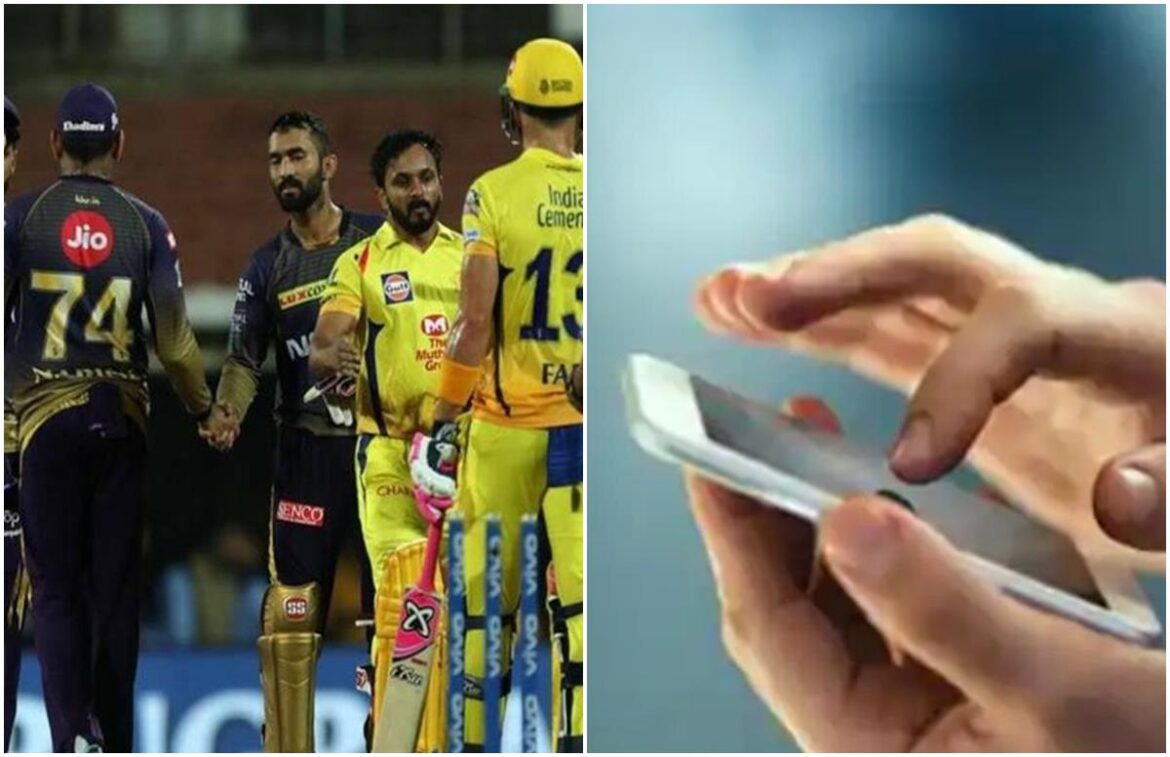 दोनों मैच टीवी पर स्टार स्पोर्ट्स नेटवर्क पर लाइव देख सकते हैं। साथ ही, ऑनलाइन भी JioHotstar प्लेटफॉर्म पर मैच फ्री में लाइवस्ट्रीम होगा। अगर आपके पास जियोहॉटस्टार एक्सेस वाला मोबाइल प्लान है, तो आप बिना किसी अतिरिक्त शुल्क के मैच देख सकते हैं।