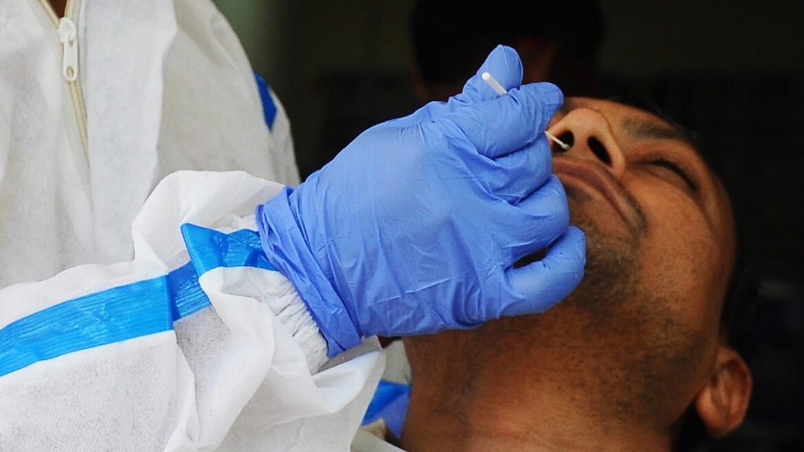 RAJASTHAN NEWS : कोरोना के मामले सामने आने के बाद स्वास्थ्य मंत्री ने बैठक कर अधिकारियों को दिए आवश्यक निर्देश