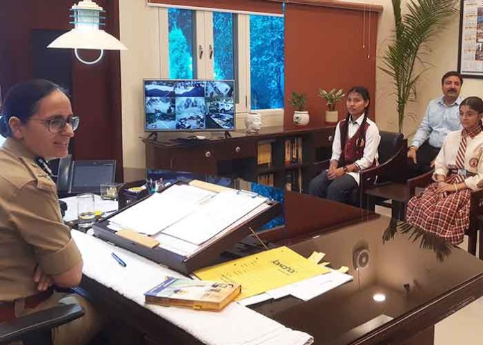 PUNJAB NEWS : EMPOWERING YOUNG MINDS ,TOPPER STUDENTS GET FIRST-HAND EXPERIENCE OF GOVERNANCE, PUBLIC SERVICE