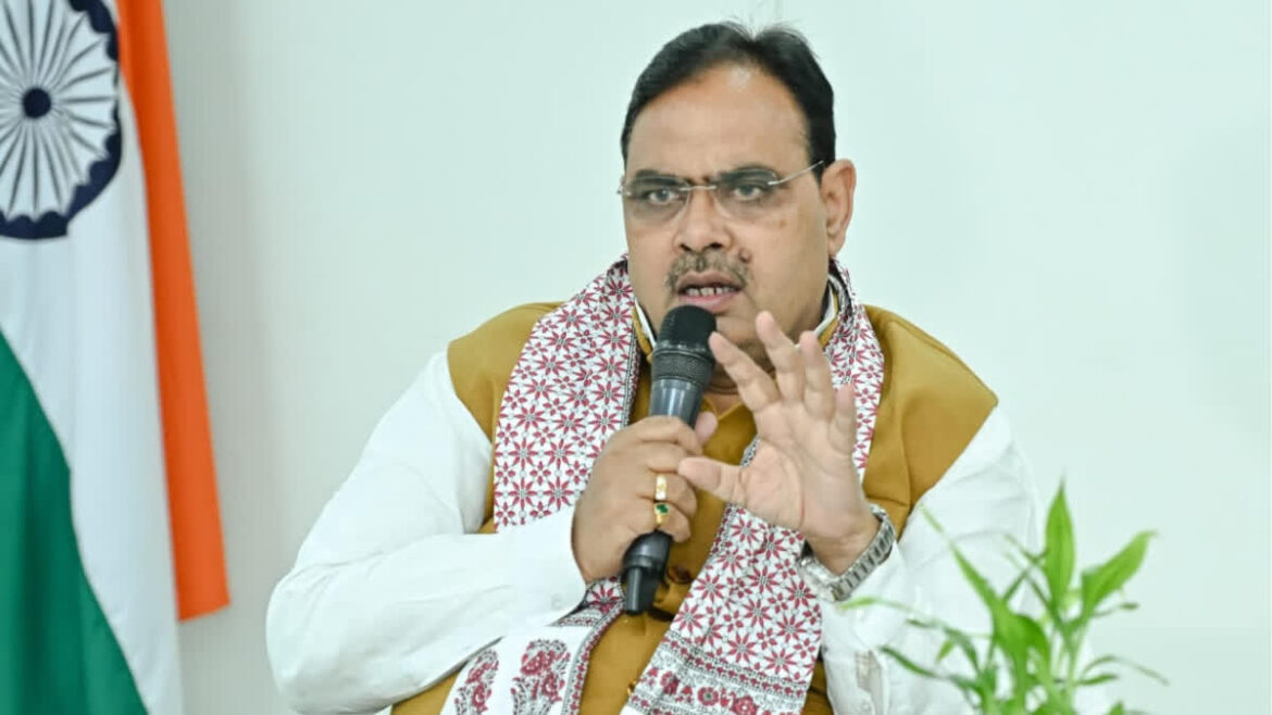 CM Bhajan : प्रदेश की विभिन्न कृषि उपज मंडियों में विकास कार्यों को मंजूरी दी गई