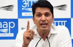 AAP का आरोप है कि एक बीजेपी नेता ने MCD चेयरमैन चुनाव के दौरान 70 लाख रुपये की ली रिश्वत।