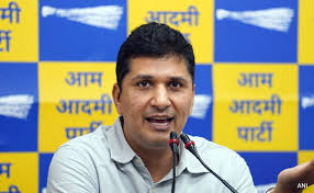 DELHI NEWS : 'जहां झुग्गी-वहां मकान' की नीति के बावजूद झुग्गियों पर बुलडोजर चलाने पर सवाल ,आम आदमी पार्टी के नेता सौरभ भारद्वाज ने विरोध की चेतावनी दी है।