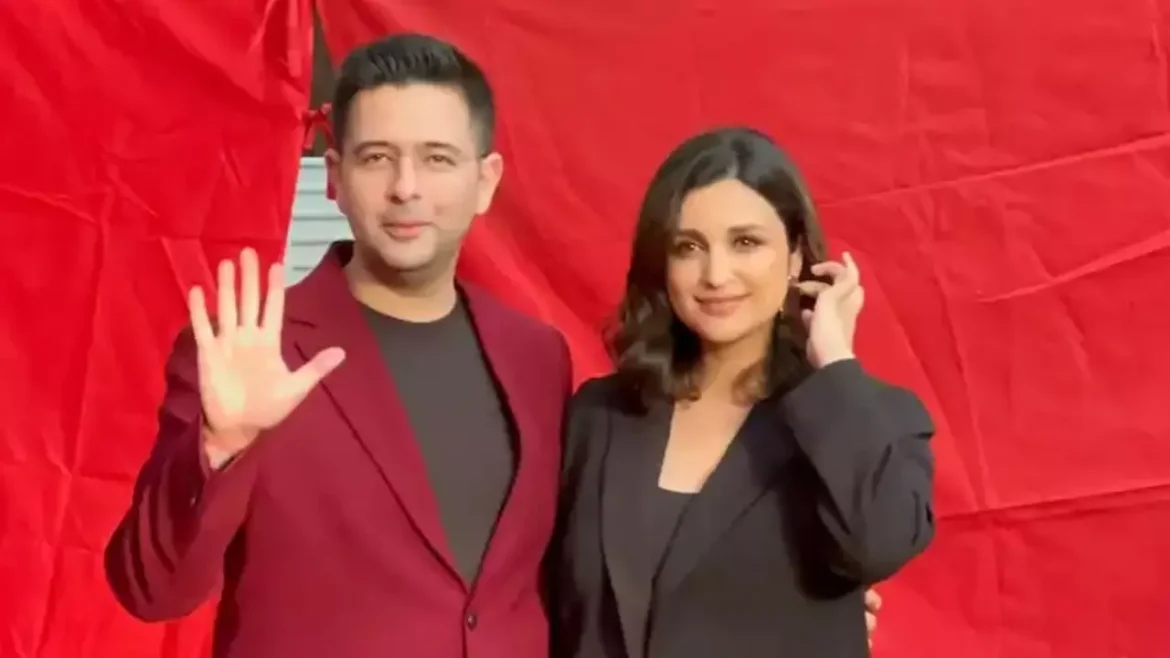 Kapil Sharma's show में राघव चड्ढा के जूते हुए गायब, बोले- नेता की जेब से पैसे उड़ाना आसान!