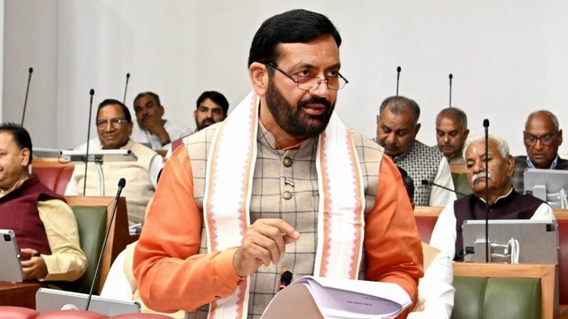 Haryana News: अवैध गर्भपात के खिलाफ सख्त कार्रवाई के बाद हरियाणा का लिंगानुपात बढ़कर 917 हो गया।