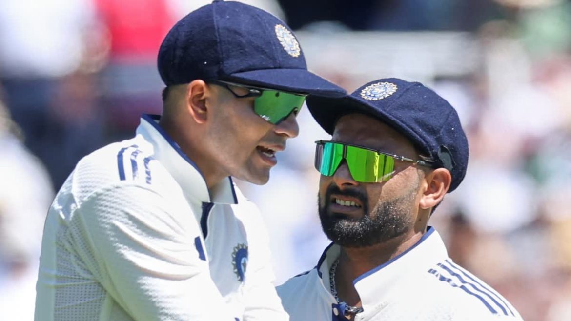 क्या शुभमन गिल की जगह Rishabh Pant को सौंपी जाएगी कप्तानी? मैनचेस्टर टेस्ट के बीच कोच का आया अहम बयान।