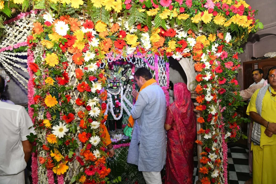 CM Bhajan Lal Sharma ने श्रीनाथ जी मंदिर में किए दर्शन