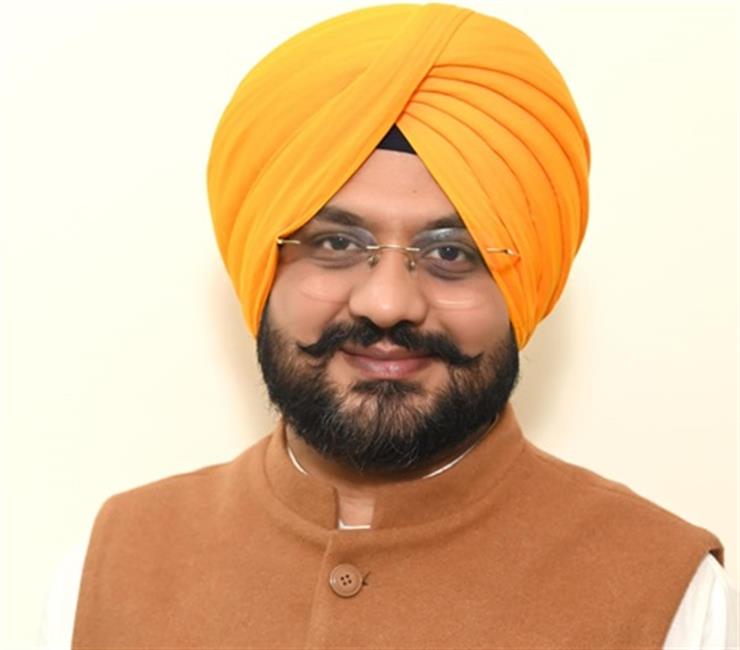 Minister Hardeep Mundian: अब पंजाब में बिना किसी परेशानी के अपने नक्शे स्वीकृत करवाएं