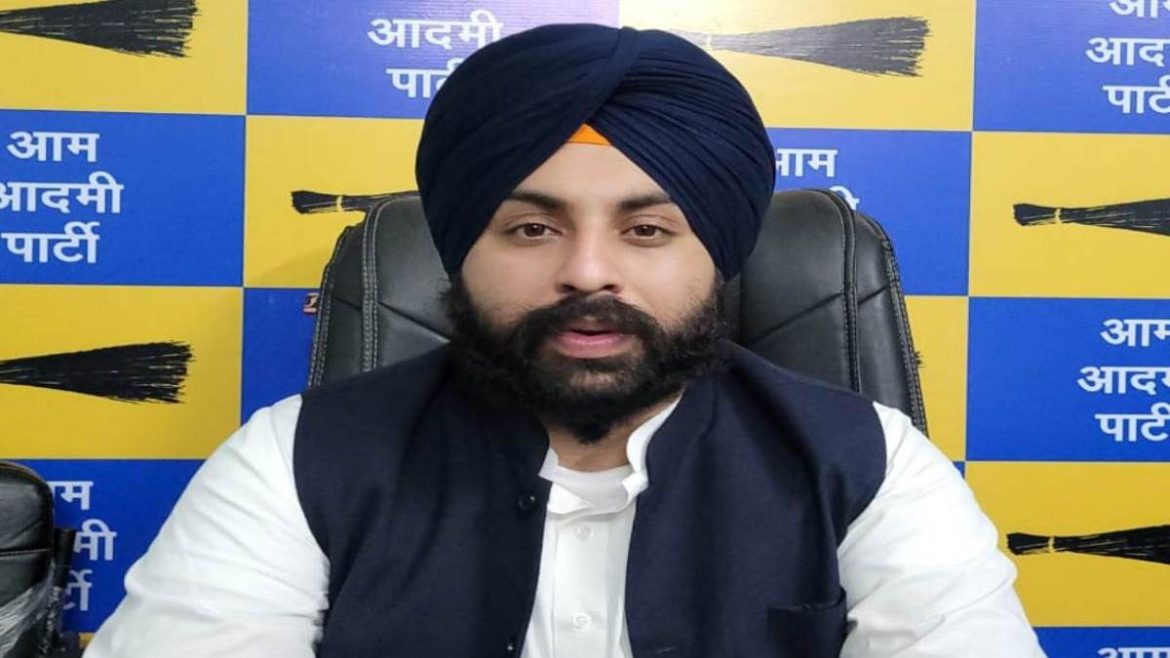 Minister Harjot Bains ने पंजाब में सरकारी स्कूल शिक्षा को मजबूत करने के लिए शिक्षकों के साथ बातचीत की