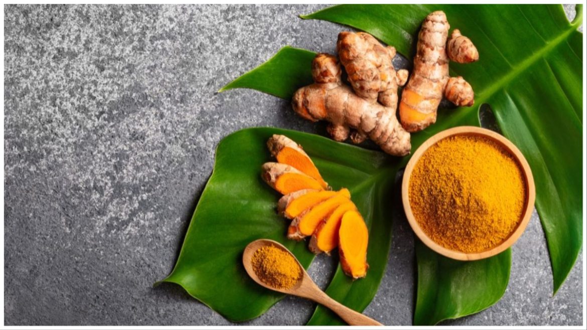लिवर से जुड़ी बीमारियों में क्या Turmeric का सेवन करना सही है? जानिए