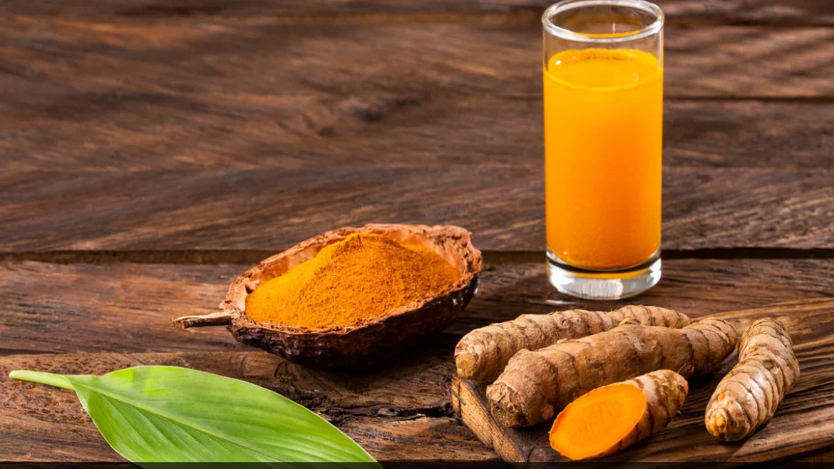 हल्दी पानी के फायदे और नुकसान: सोने से पहले पीना है फायदेमंद या नुकसानदेह? जानिए पूरी जानकारी