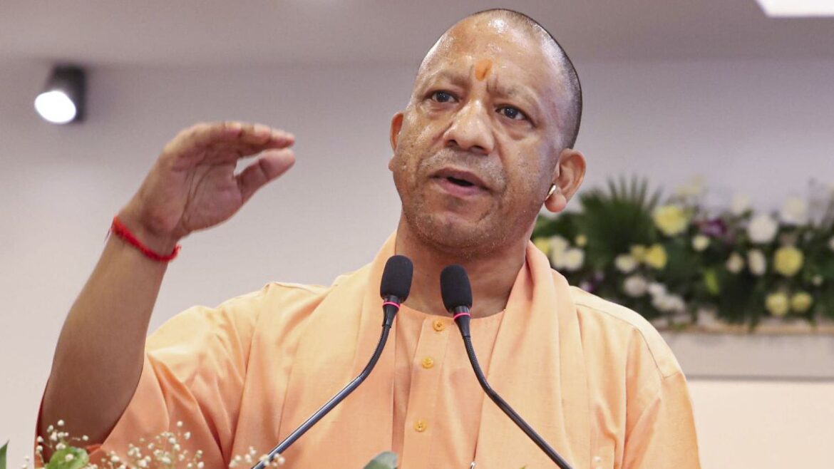 यूपी में त्योहारों पर कड़ी सुरक्षा, मुख्यमंत्री योगी आदित्यनाथ ने अधिकारियों को सख्त निर्देश दिए