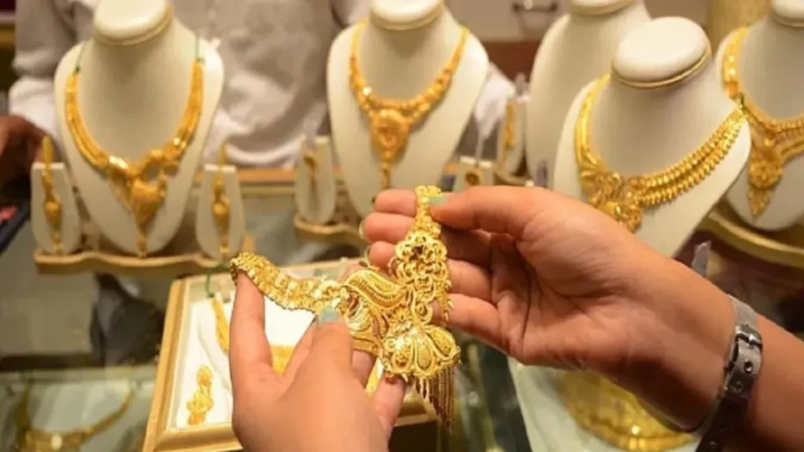 Gold Silver Price Today: सोने की कीमतों में बड़ी गिरावट, खरीदारी का सही समय? जानें आज के ताजा रेट