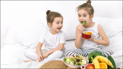 बच्चों के दिमागी विकास के लिए 4 सुपरफूड्स, याददाश्त और ध्यान को बढ़ाने में मददगार