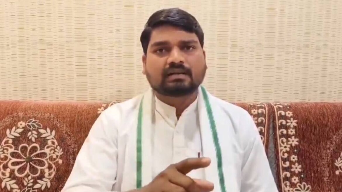 गुजरात: 1500 मेगावाट सोलर प्रोजेक्ट के विरोध में FIR के बाद AAP विधायक चैतर वसावा ने आदिवासियों को एकजुट होने का संदेश दिया