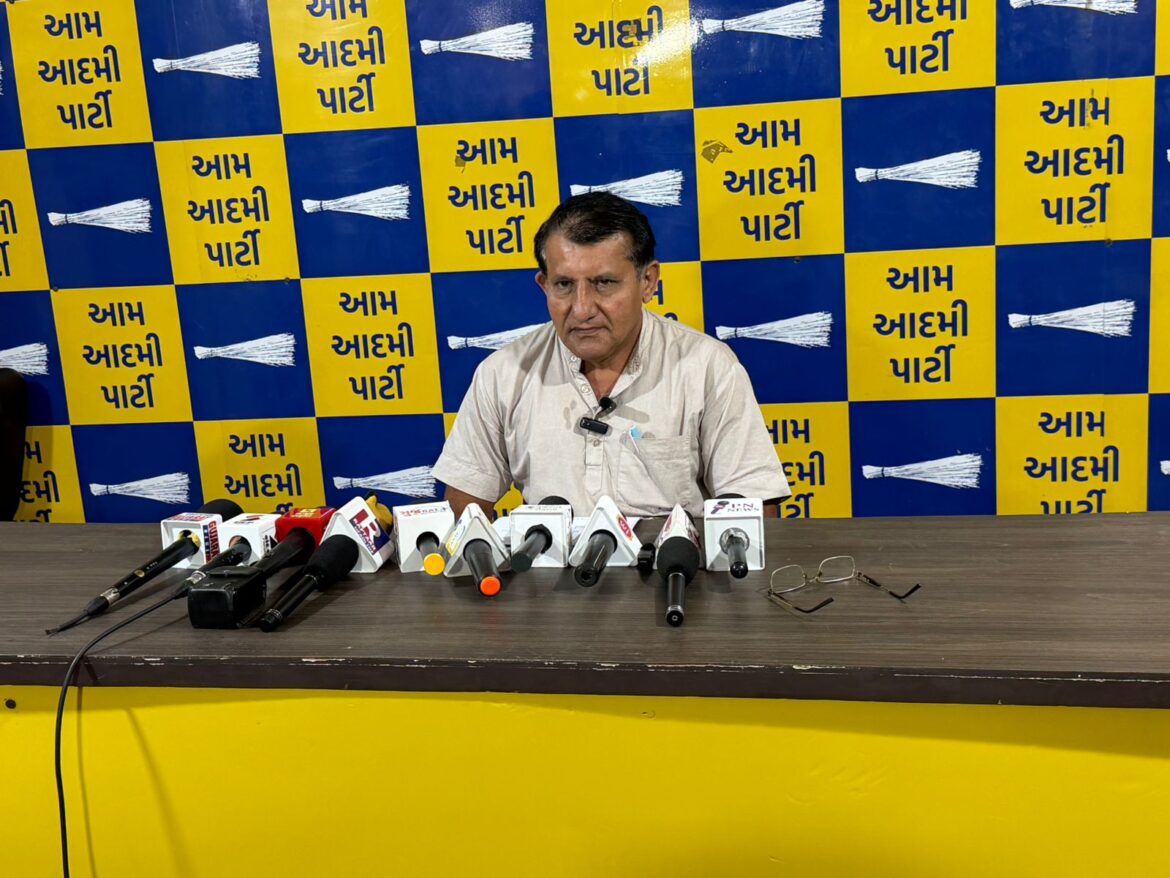 AAP नेता सागर रबारी का आरोप: गुजरात में भ्रष्टाचार फैला, विकास योजनाएं सिर्फ नाम मात्र