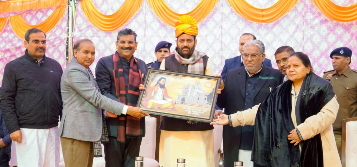 मुख्यमंत्री नायब सिंह सैनी: हरियाणा सरकार संतों की शिक्षाओं के माध्यम से सामाजिक सद्भाव बढ़ाने में सक्रिय