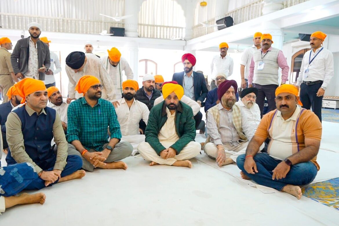 अहमदाबाद गुरुद्वारे में माथा टेककर भगवंत मान ने की गुजरात की शांति, सुख और समृद्धि के लिए प्रार्थना
