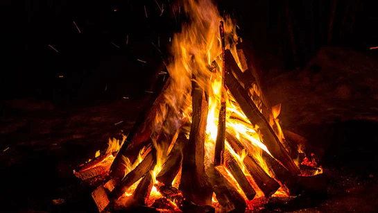 होलाष्टक 2026: जानें होलाष्टक कब से शुरू होंगे और किन दिनों में रहें सतर्क