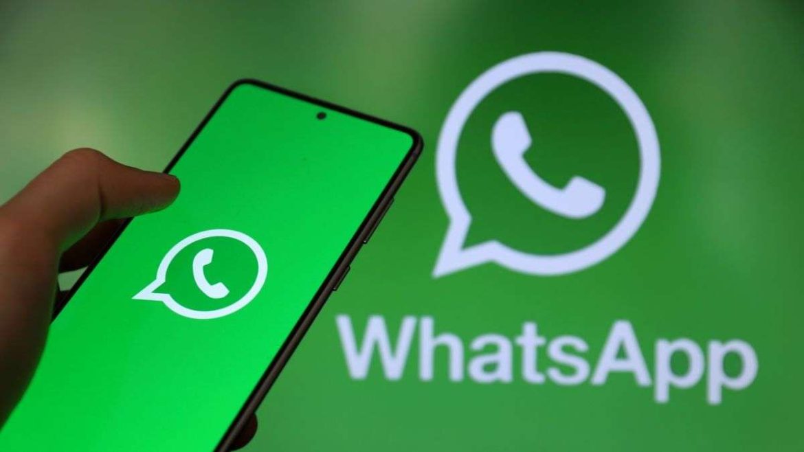 WhatsApp का नया धमाका: iOS यूजर्स के लिए शेड्यूल मैसेज और स्पॉइलर फीचर का अपडेट