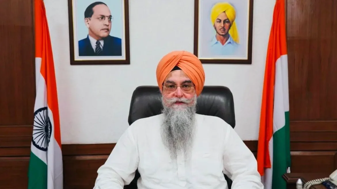 पंजाब विधानसभा अध्यक्ष कुलतार सिंह संधवान ने केंद्र सरकार को किसानों की समस्याओं के समाधान के लिए चेताया