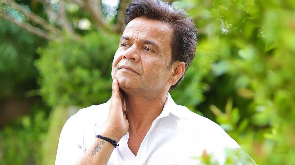 राजपाल यादव तिहाड़ जेल में सरेंडर: सरेंडर से पहले हुए इमोशनल, बोले- पैसे नहीं हैं, कोई दोस्त नहीं