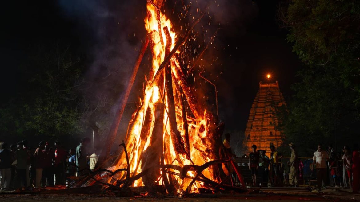 होलिका दहन 2026: होलिका दहन की रात करें ये खास उपाय, भय और कर्ज से मिले मुक्ति, जीवन में आएंगे सकारात्मक बदलाव