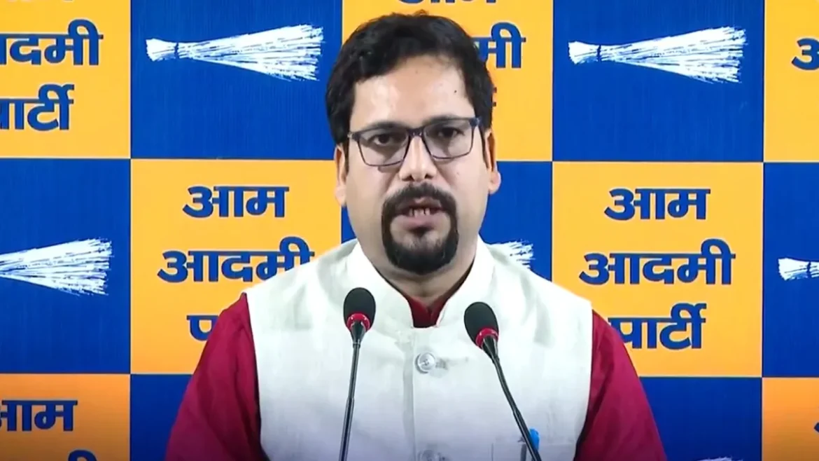 संजीव झा का खुलासा, दिल्ली में भाजपा विधायकों को मिली पुलिस सुरक्षा, जनता की नाराजगी बढ़ी