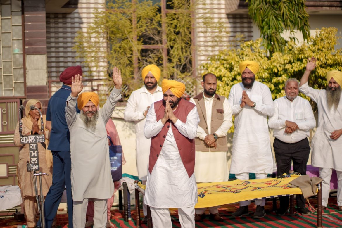 मुख्यमंत्री भगवंत सिंह मान ने धूरी में लोक मिलनी में आम जनता से किया आमने-सामने संवाद