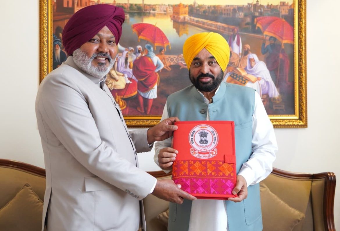 पंजाब सरकार का ऐतिहासिक बजट 2026-27: महिलाओं को मासिक सहायता, शिक्षा और स्वास्थ्य में रिकॉर्ड निवेश