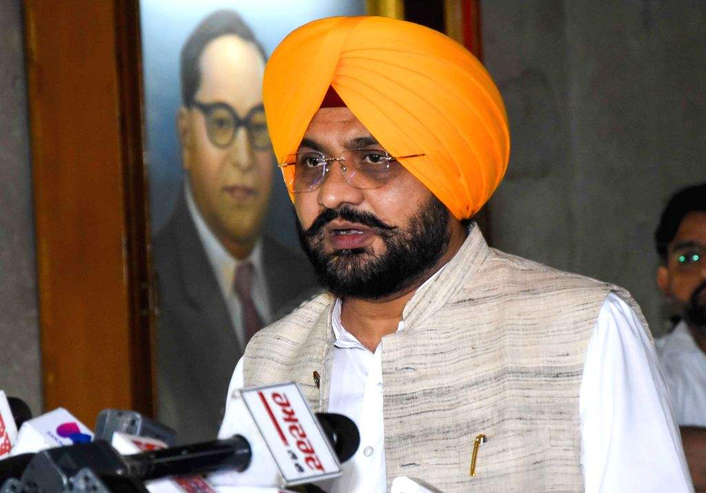 कैबिनेट मंत्री तरूणप्रीत सोंड ने शहीद भगत सिंह जी की पुण्यतिथि पर की भावपूर्ण चर्चा, पंजाब सरकार के विकास कार्यों को किया उजागर